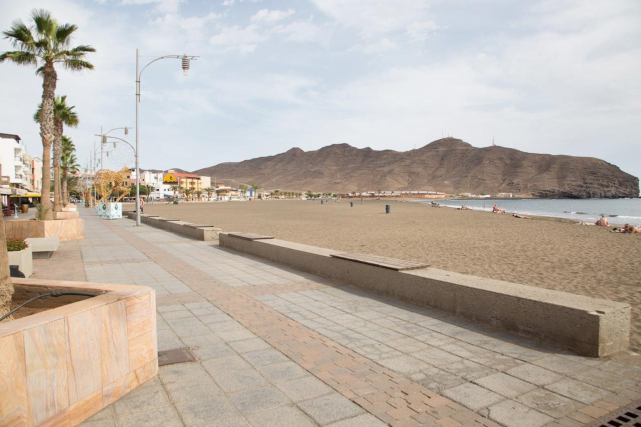 Apartamento Con Ascensor Gran Tarajal Playa Exterior photo